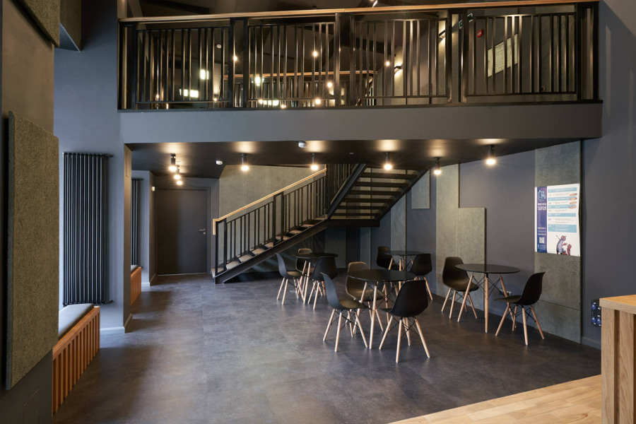 Смоленская Зал