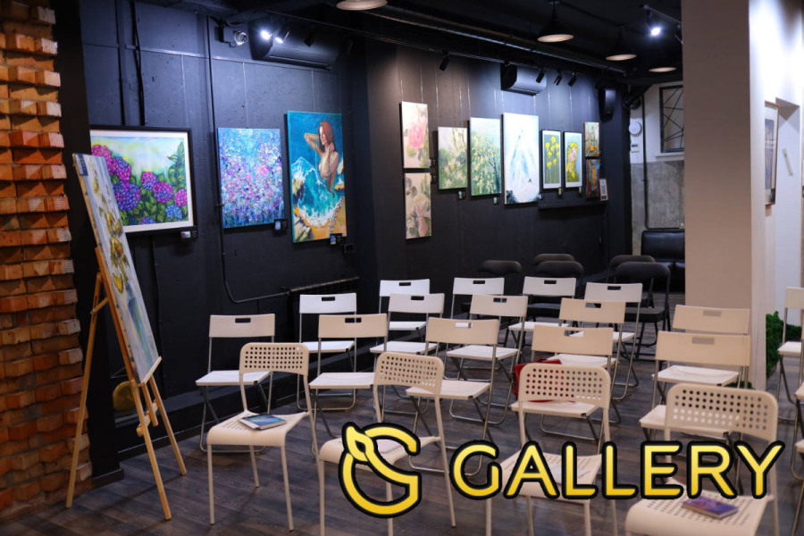 G Gallery