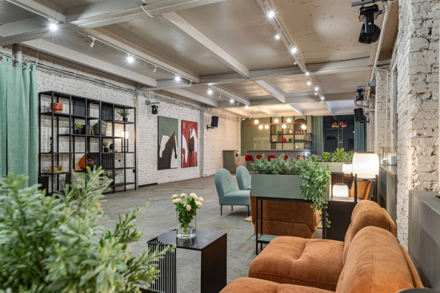 FRAME - стильная просторная площадка со сценой на Красном Октябре