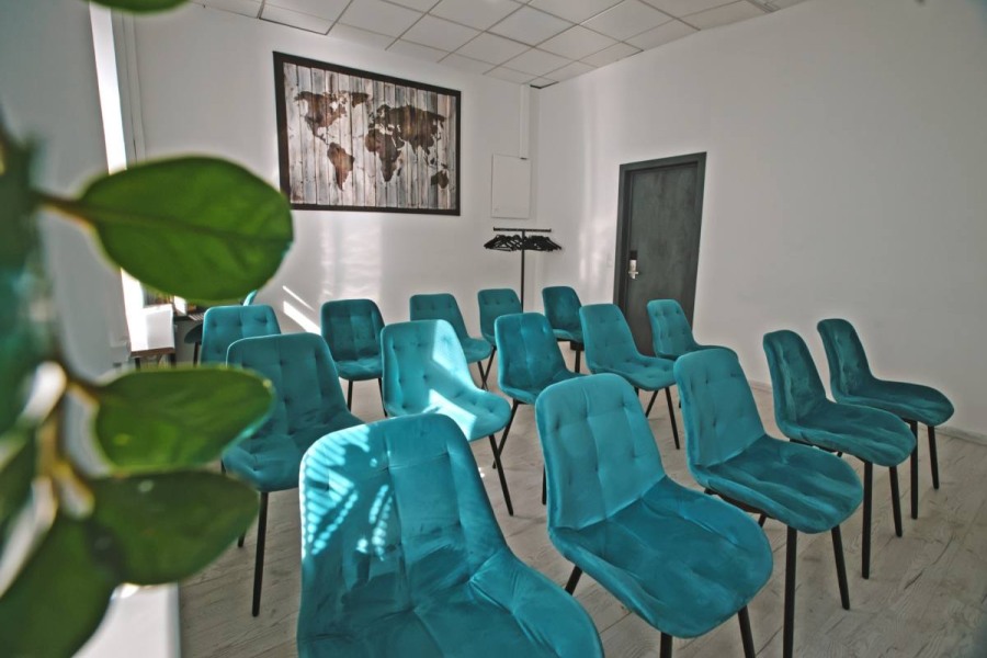 Кабинет для переговоров № 13