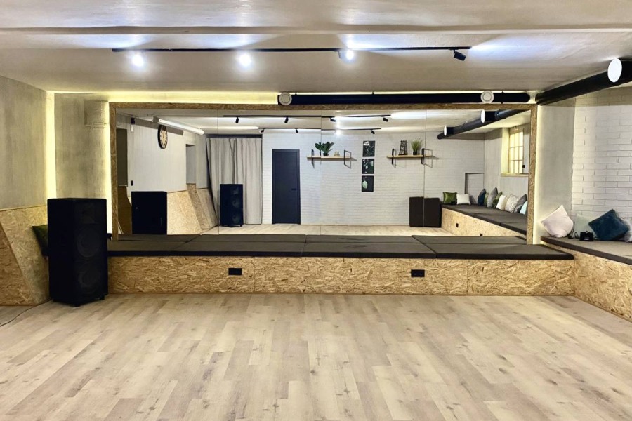 Большой Зеркальный Зал