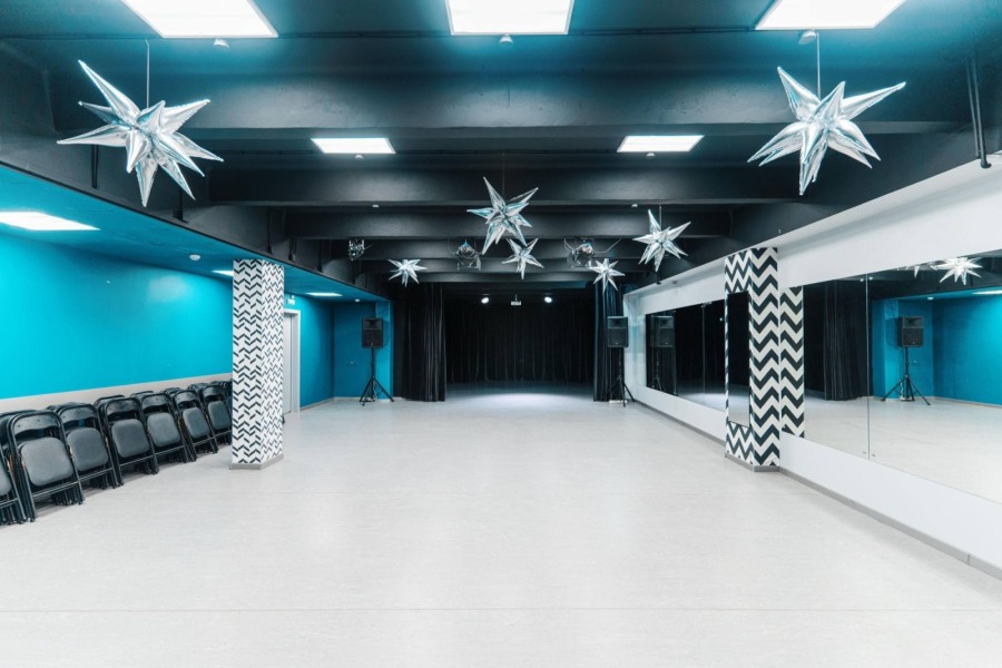 Концертный зал