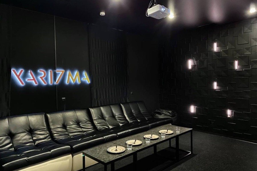 Friends Hall "ХАРИЗМА" FHS №4