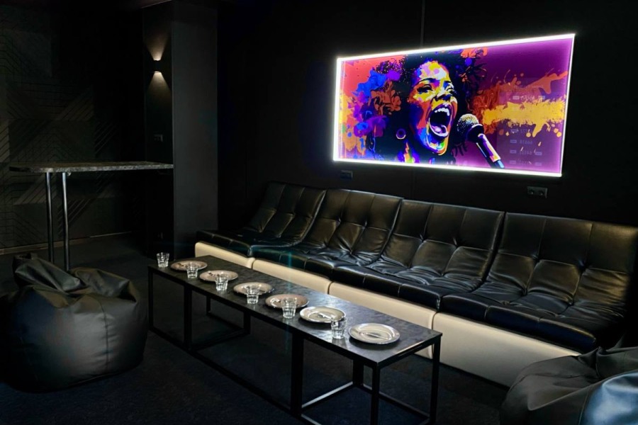 Friends Hall "ХАРИЗМА" FHS №7 VIP