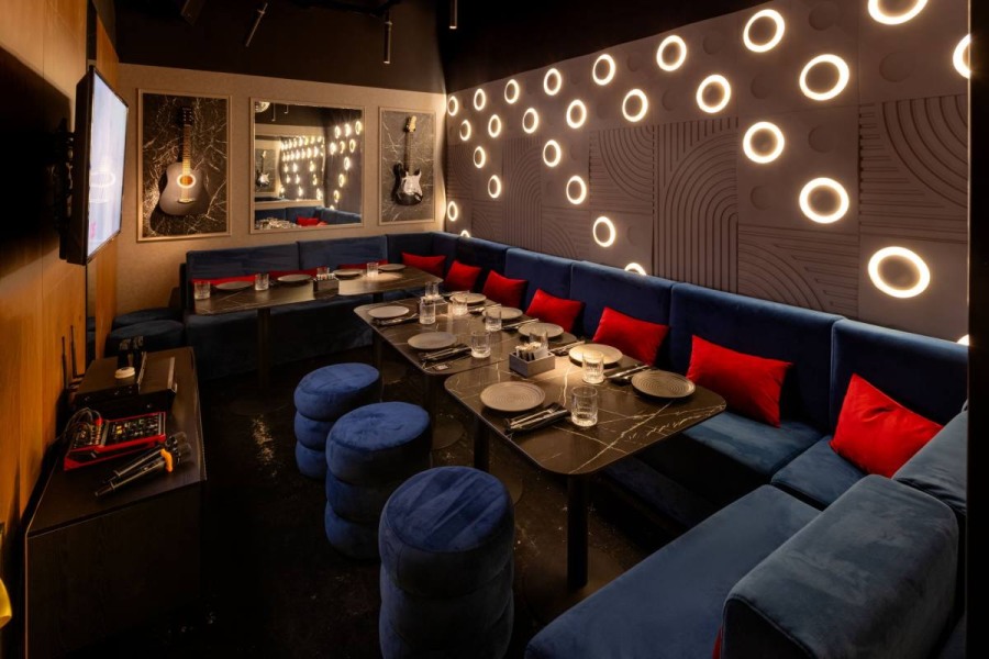 Отдельный VIP-зал караоке №2 Semenov в Столешниковом переулке