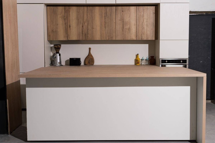 Интерьерный зал / Вайт Фокс