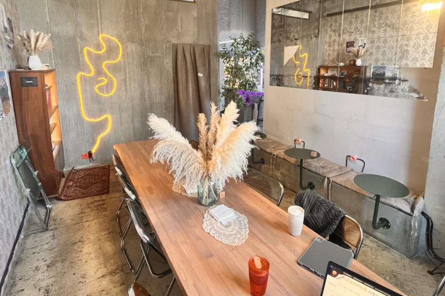 кофейня "не плачь, пей кофе"