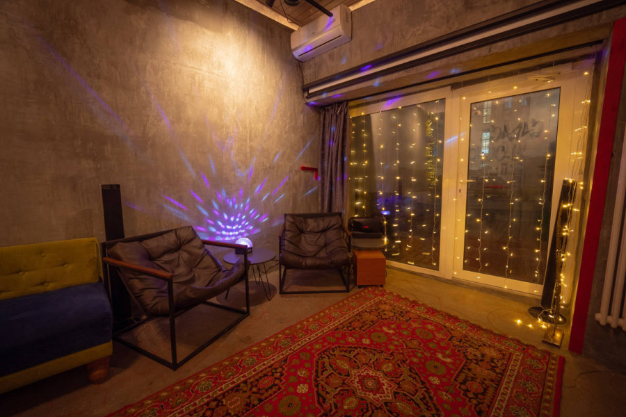 Garage lounge / Гараж лаундж