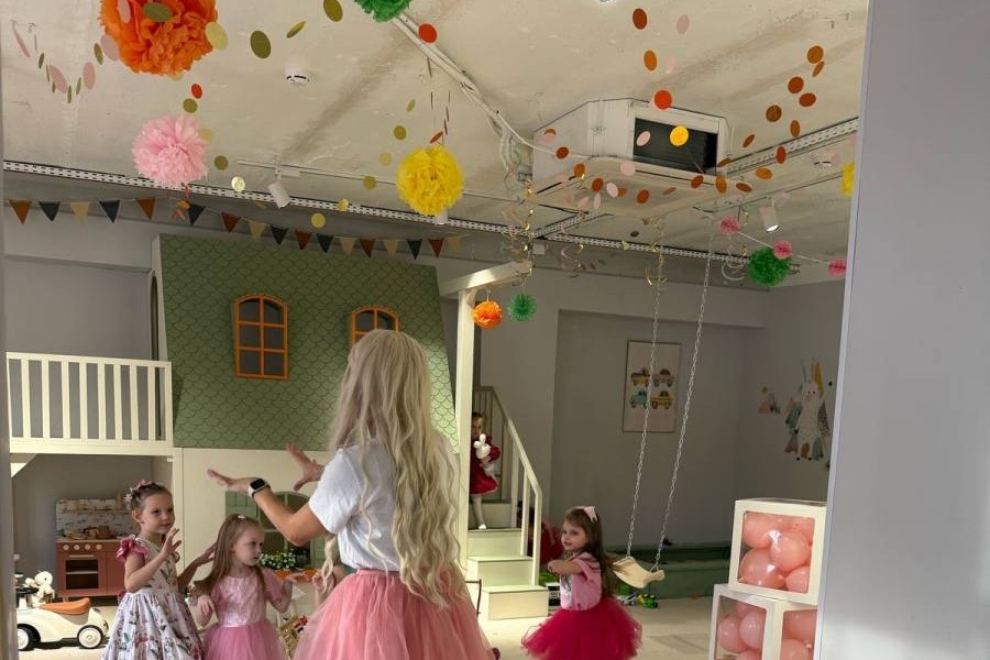 Семейный лофт Сказочный Домик