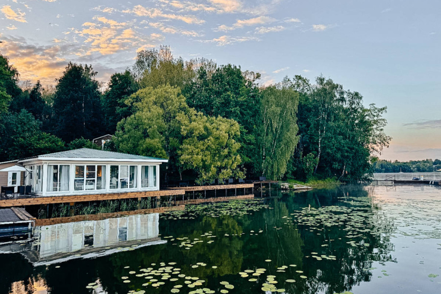 Ресторан на берегу