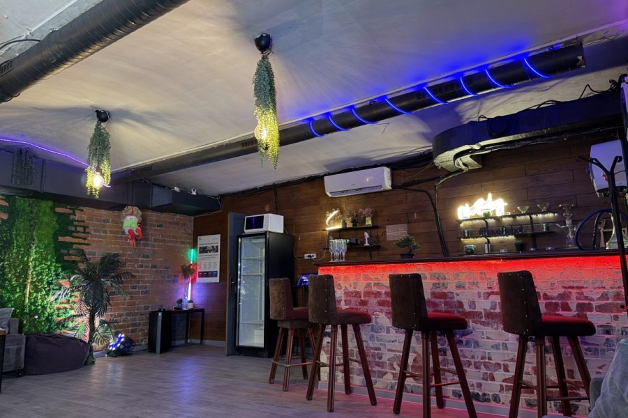 HOOKAH ARBAT - лофт на арбате с комнатой для караоке и PS / Хука Арбат