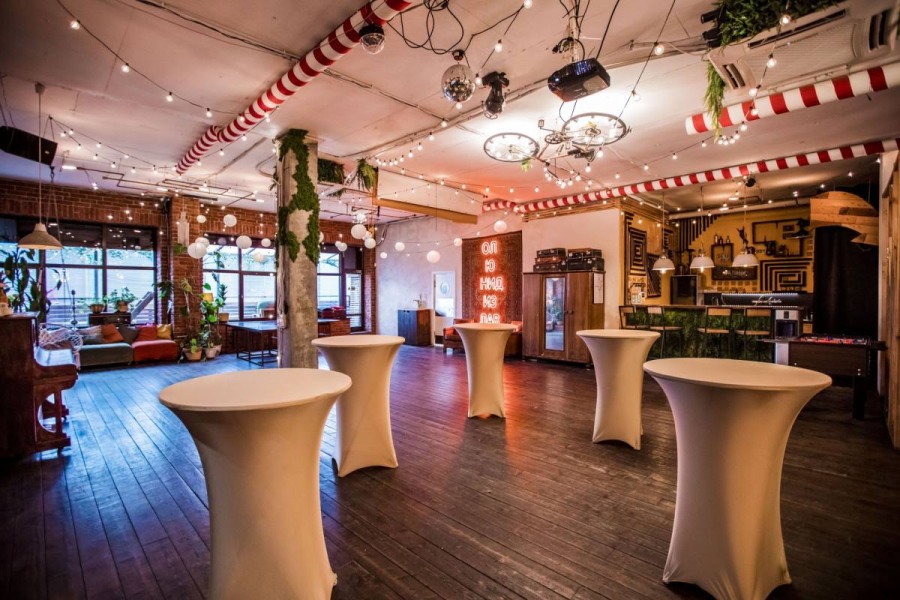 Красивый лофт с верандой и грилем MULTIROOM