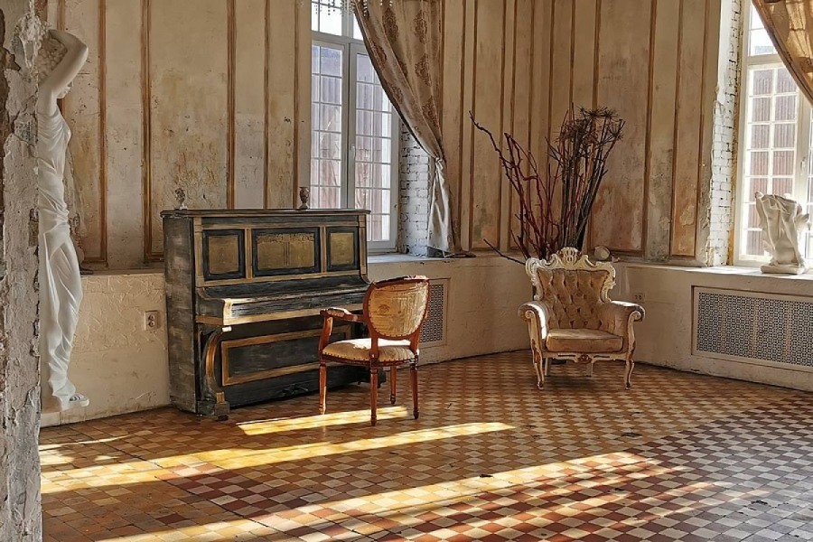 Лофт Кардинал в стиле эпохи былого величия