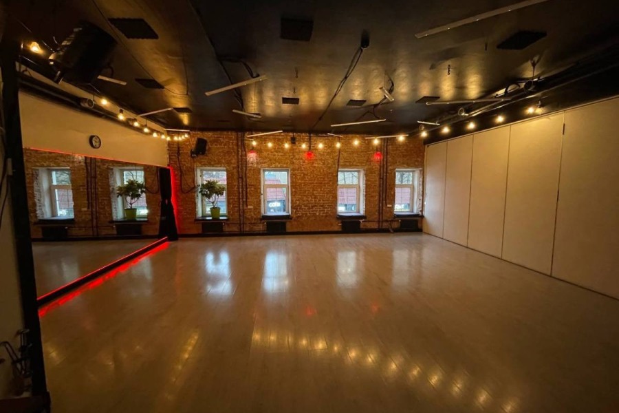 Белый зал GPStudio на Бауманской / Белый зал. ГПСстудия на Бауманской