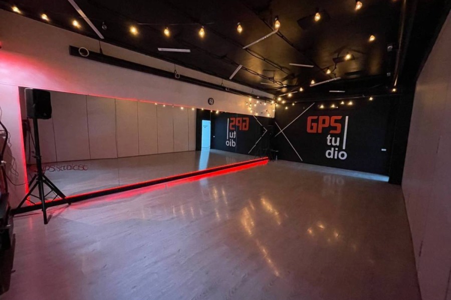 Черный зал GPStudio на Бауманской / Черный зал. ГПСстудия на Бауманской