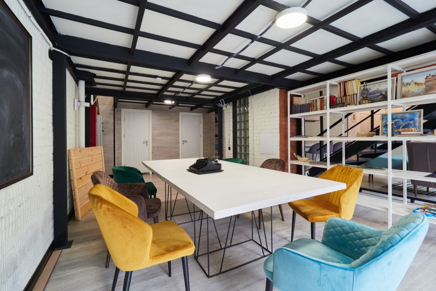 Уютный коворкинг на 1905г(Библиотека)