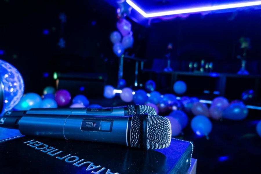 Friends Hall "ХАРИЗМА" FHB №3