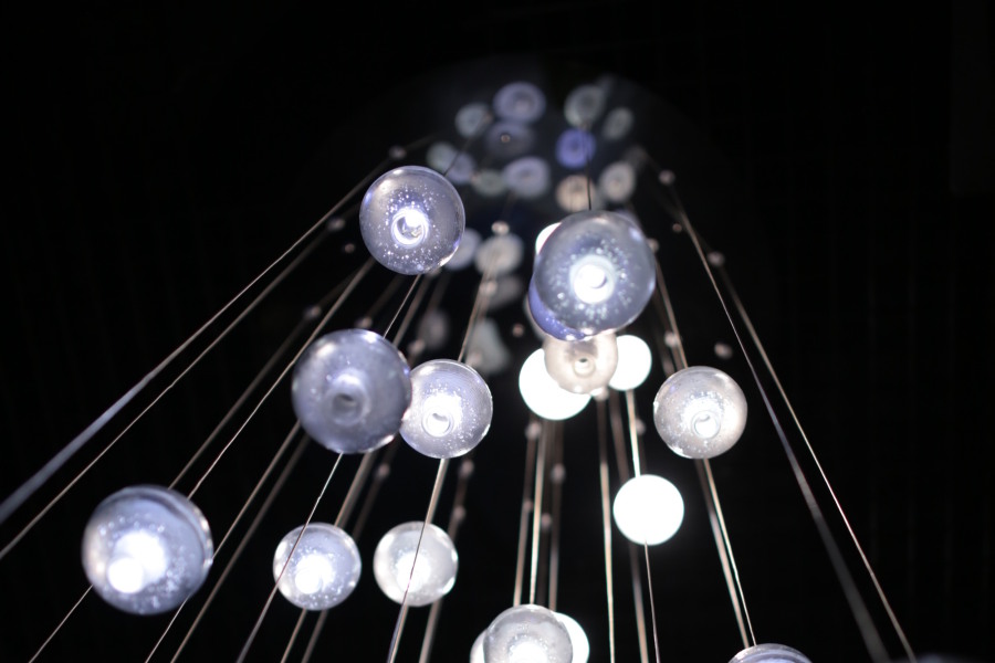 RiverOne, Hi-Tech lounge бар с панорамными окнами