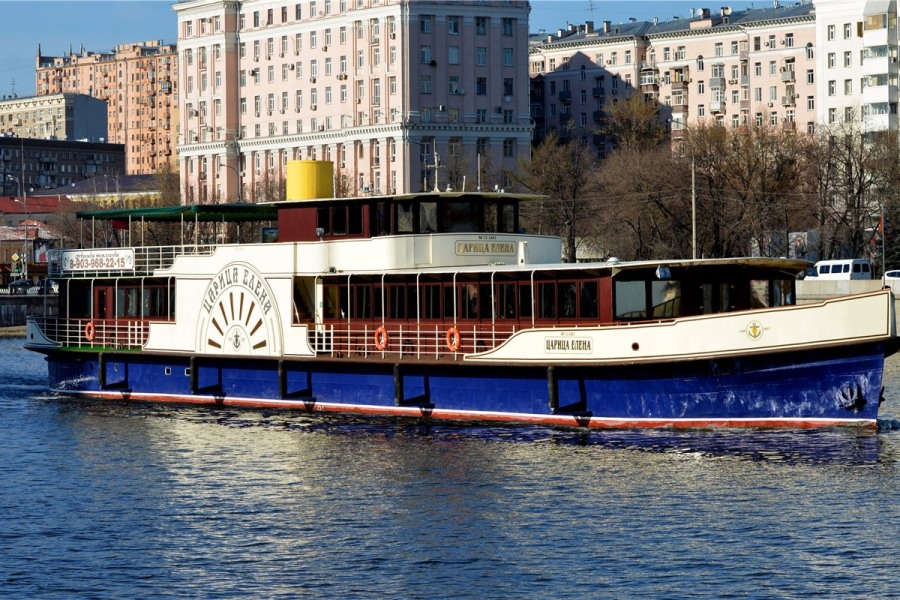Теплоход Царица Елена