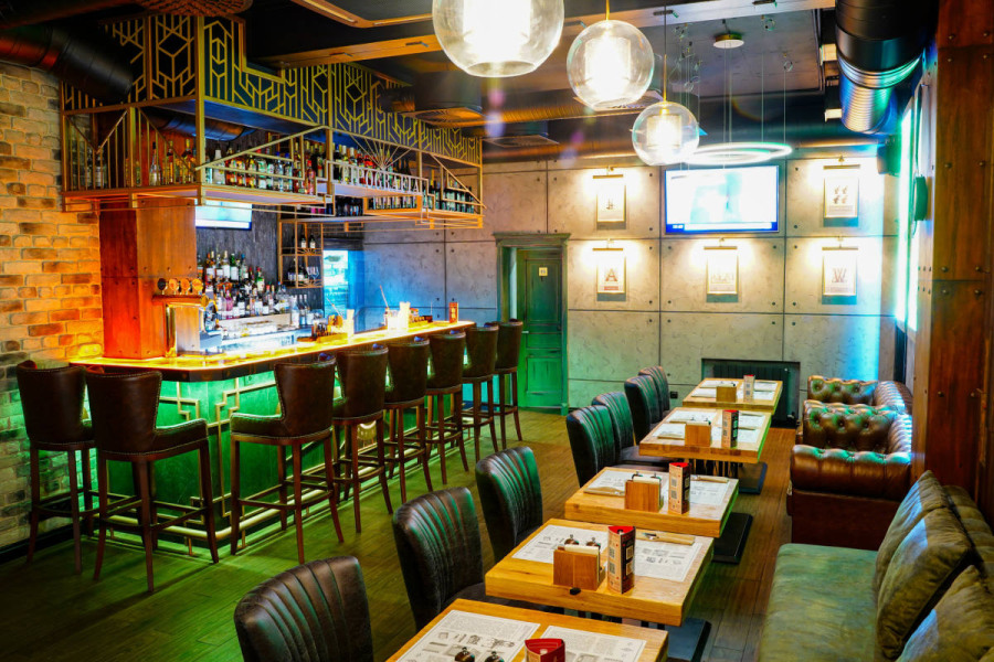 Первый этаж "Бар"