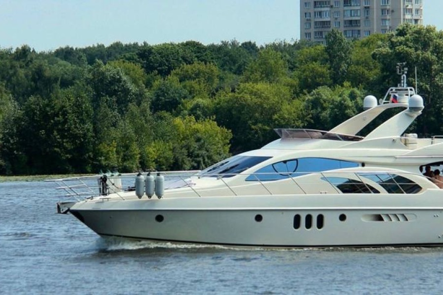 Яхта Azimut 55