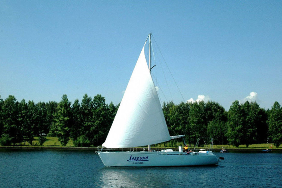 Яхта Легрина