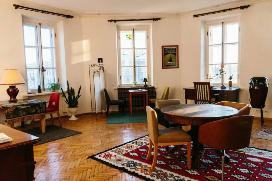 Светлый лофт с панорамным видом