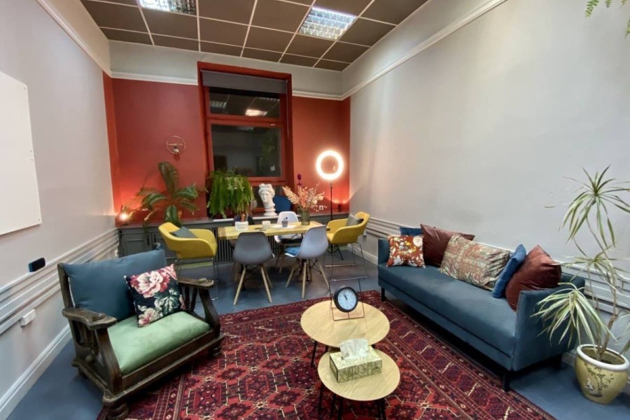 Зал на Пушкинской (П-406)