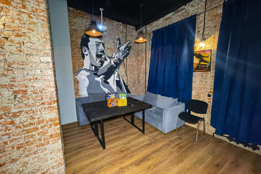 Лофт "Freddie Mercury"