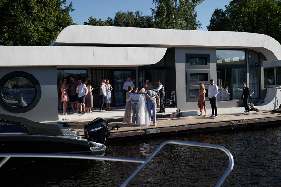 White Mare - лофт на воде