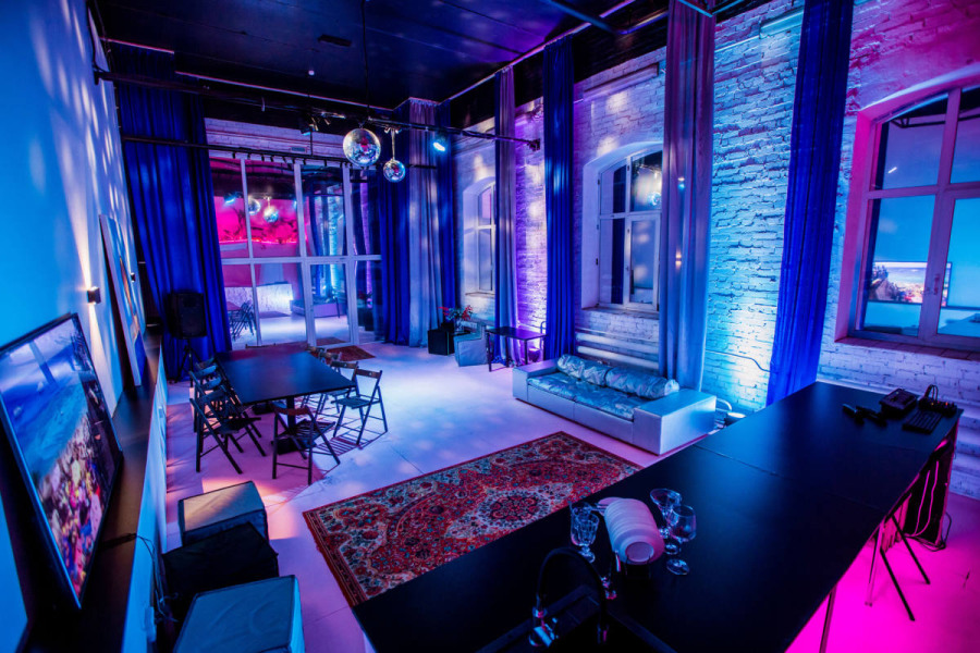 Пространство с большой террасой.